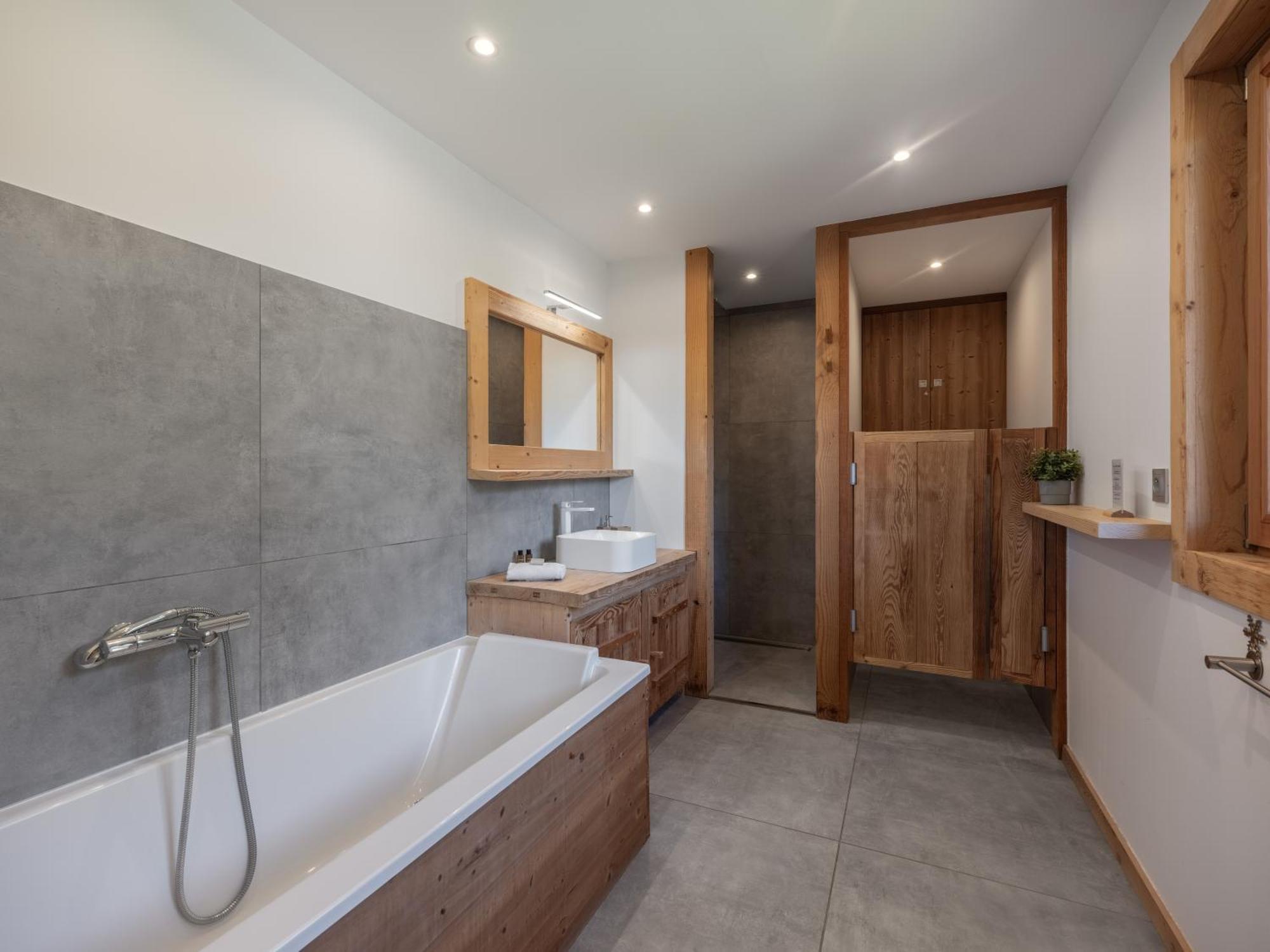 Chalet 1100 - Bo Immobilier Chatel - A Mi-Chemin Du Centre Et Du Linga - Jacuzzi Sauna Et Cheminee ภายนอก รูปภาพ
