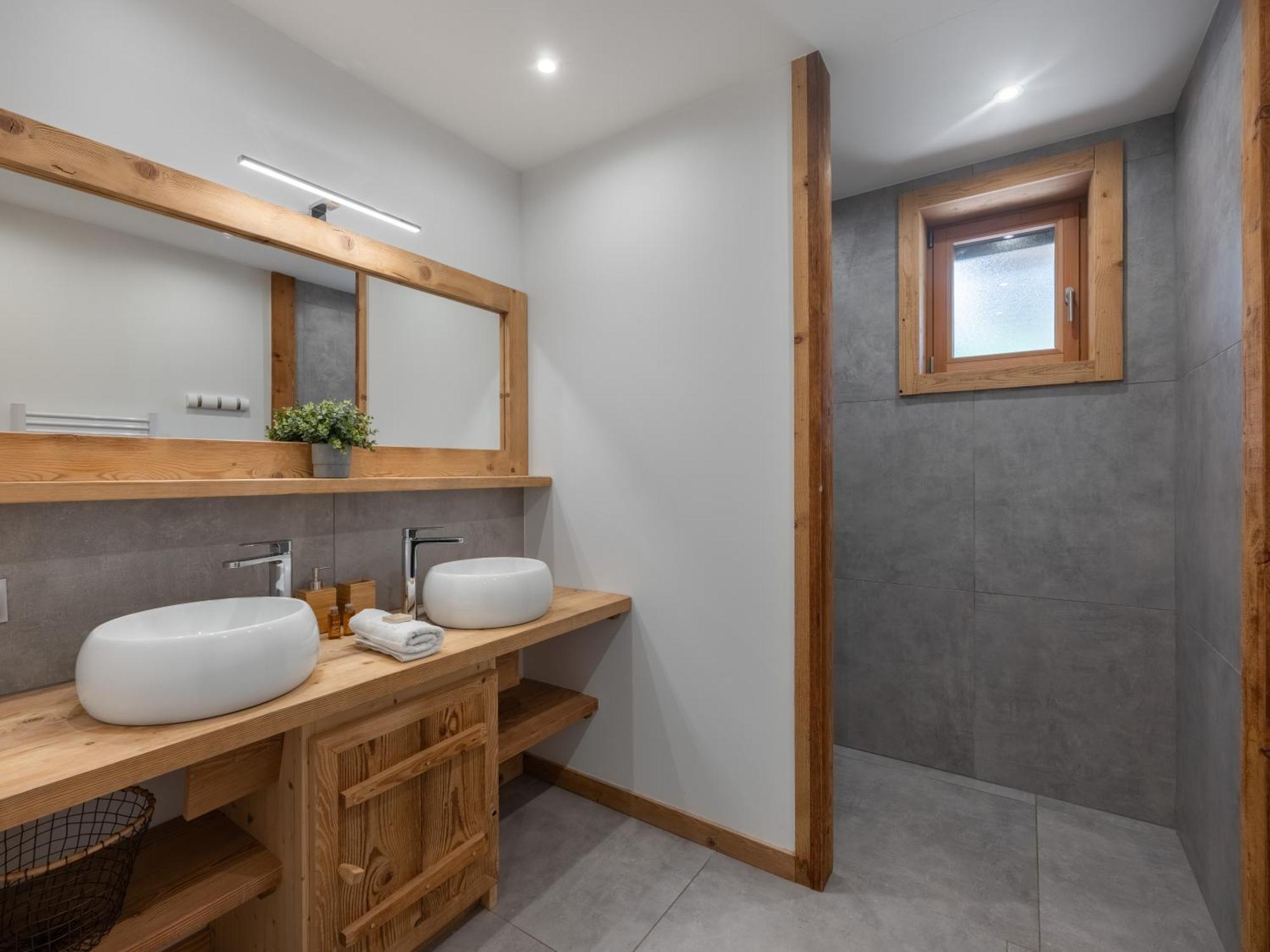 Chalet 1100 - Bo Immobilier Chatel - A Mi-Chemin Du Centre Et Du Linga - Jacuzzi Sauna Et Cheminee ภายนอก รูปภาพ